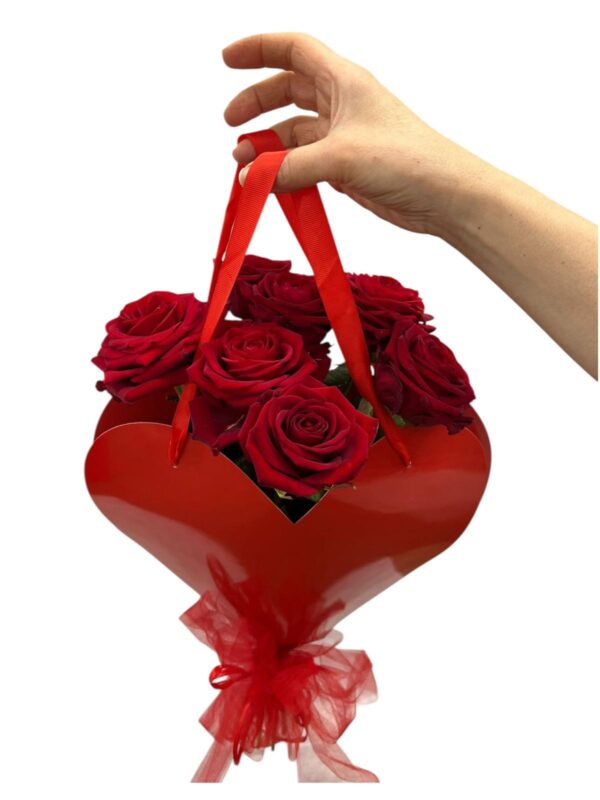 bag and rec roses